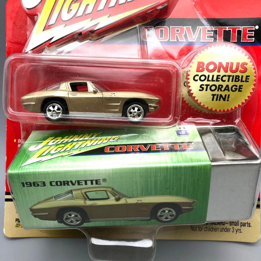 Johnny Lightning 1963 Corvette Split Window Gold Diecast 1/64 Pro Collector Tin